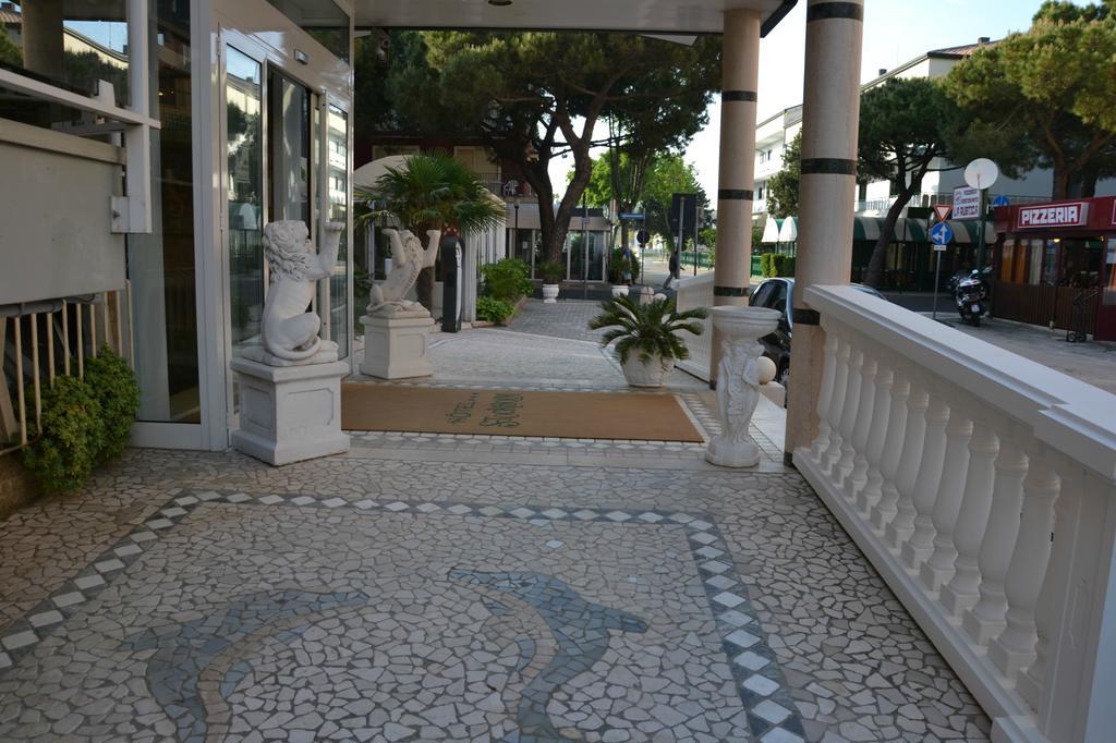 Hotel Stockholm Lido di Jesolo Esterno foto